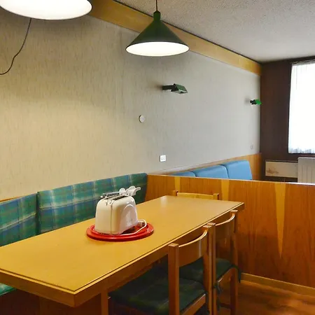 Апартаменти La Maison De Брей-Червінія